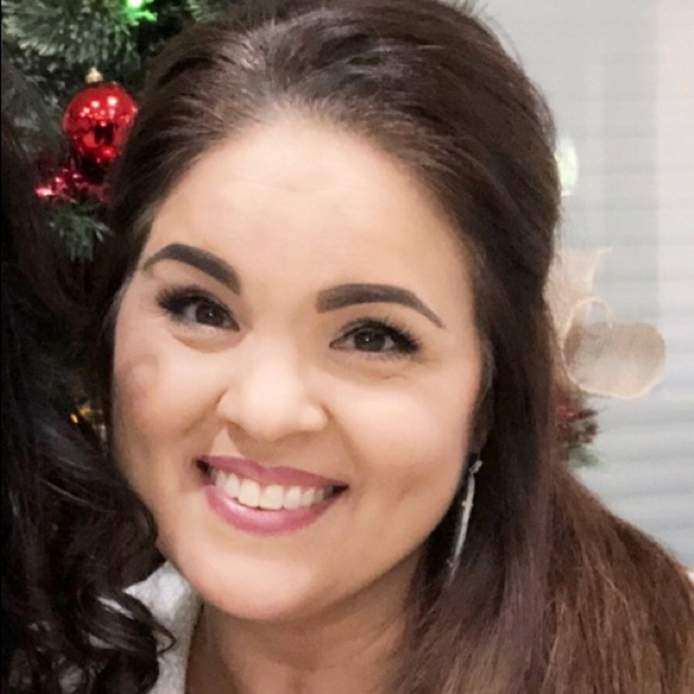 Meet your Posher, Lori